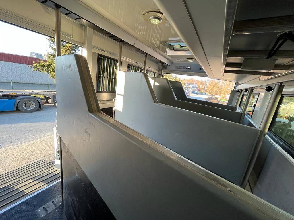 Camión para caballos Man MAN 0 De segunda mano