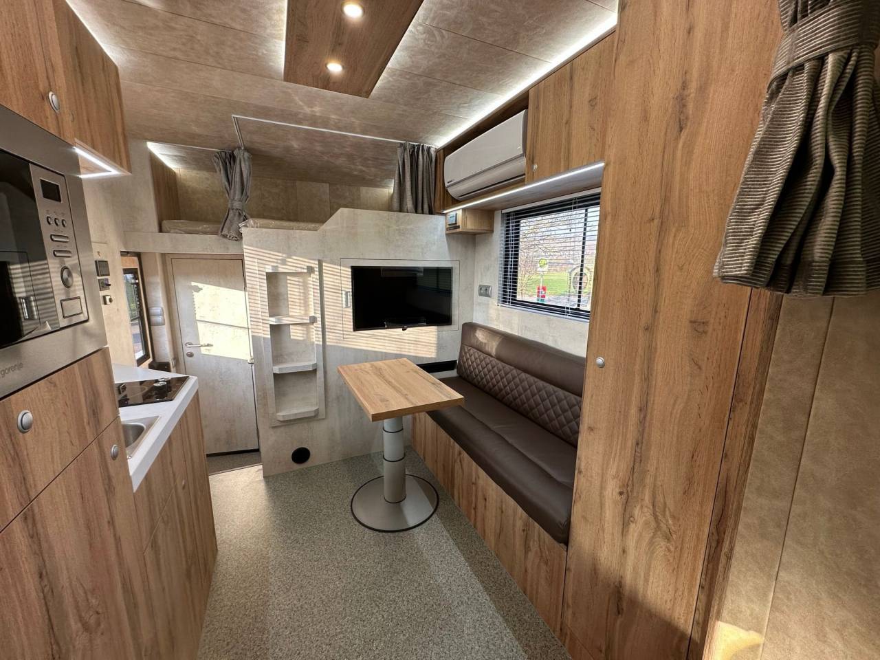 Camión para caballos Man MAN 0 Nuevo