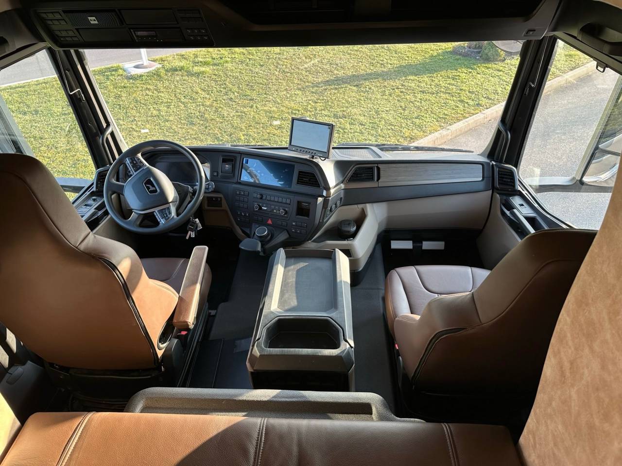 Camión para caballos Man MAN 0 Nuevo