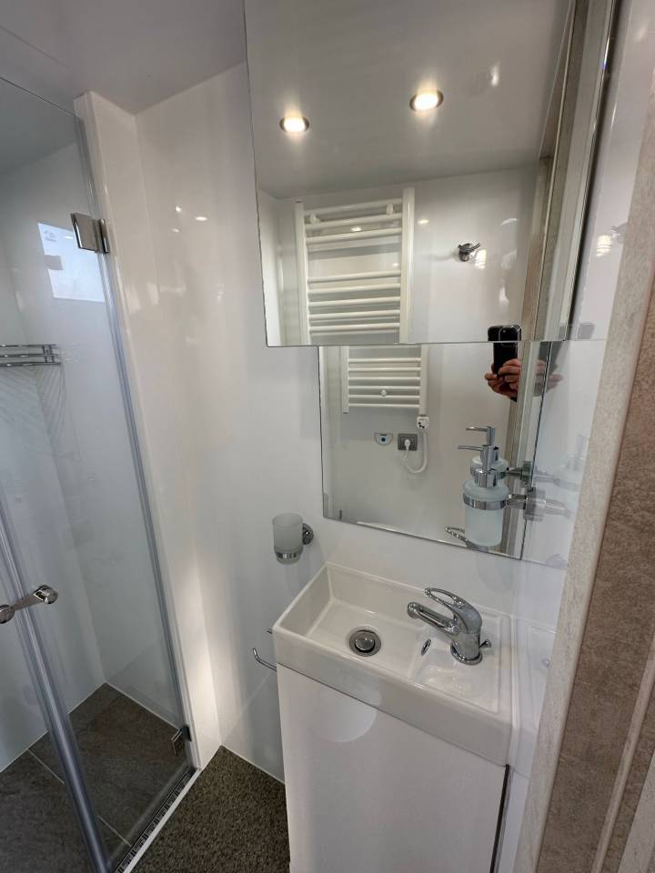 Camión para caballos Man MAN 0 Nuevo