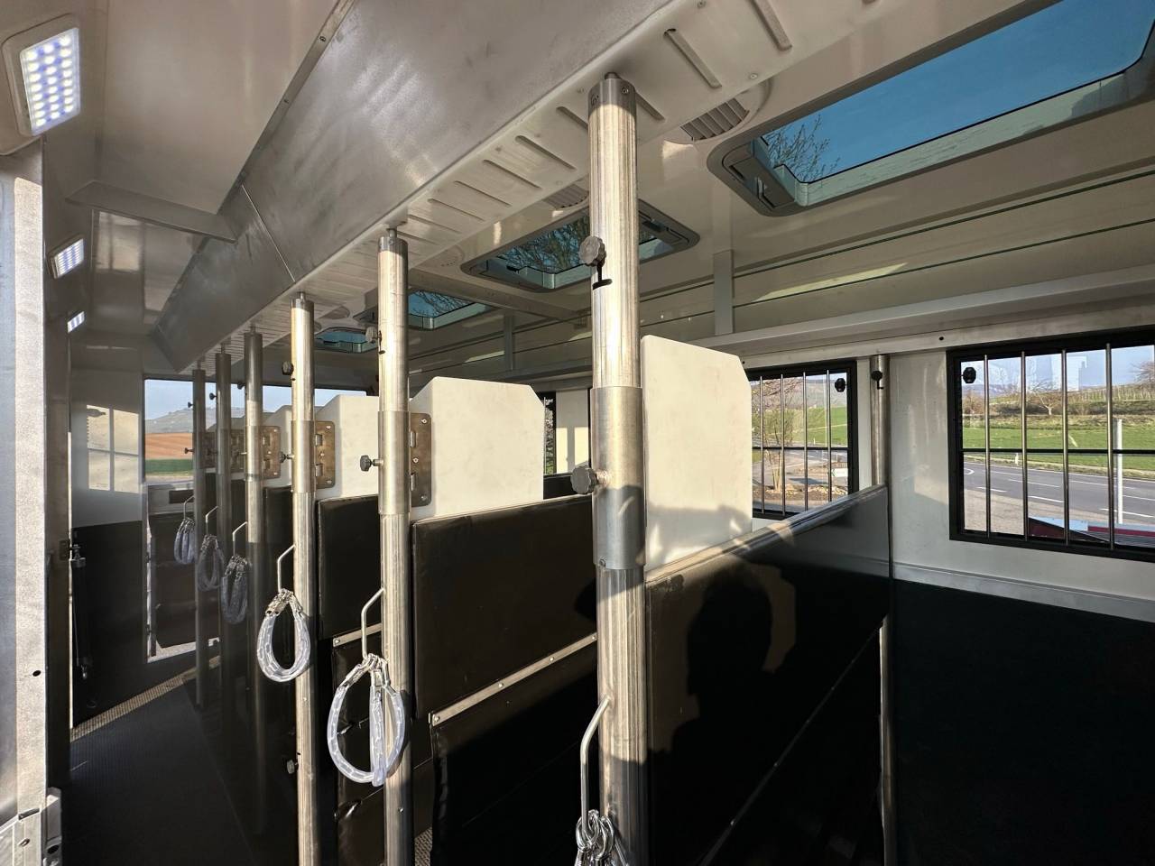 Camión para caballos Man MAN 0 Nuevo