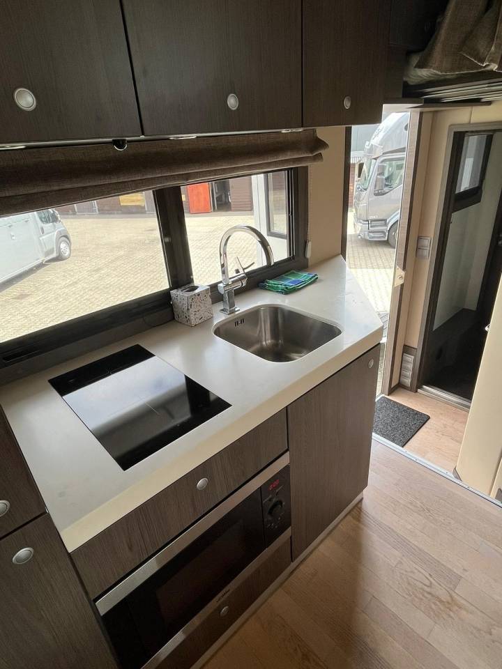 Camión para caballos Scania SCANIA 0 De segunda mano