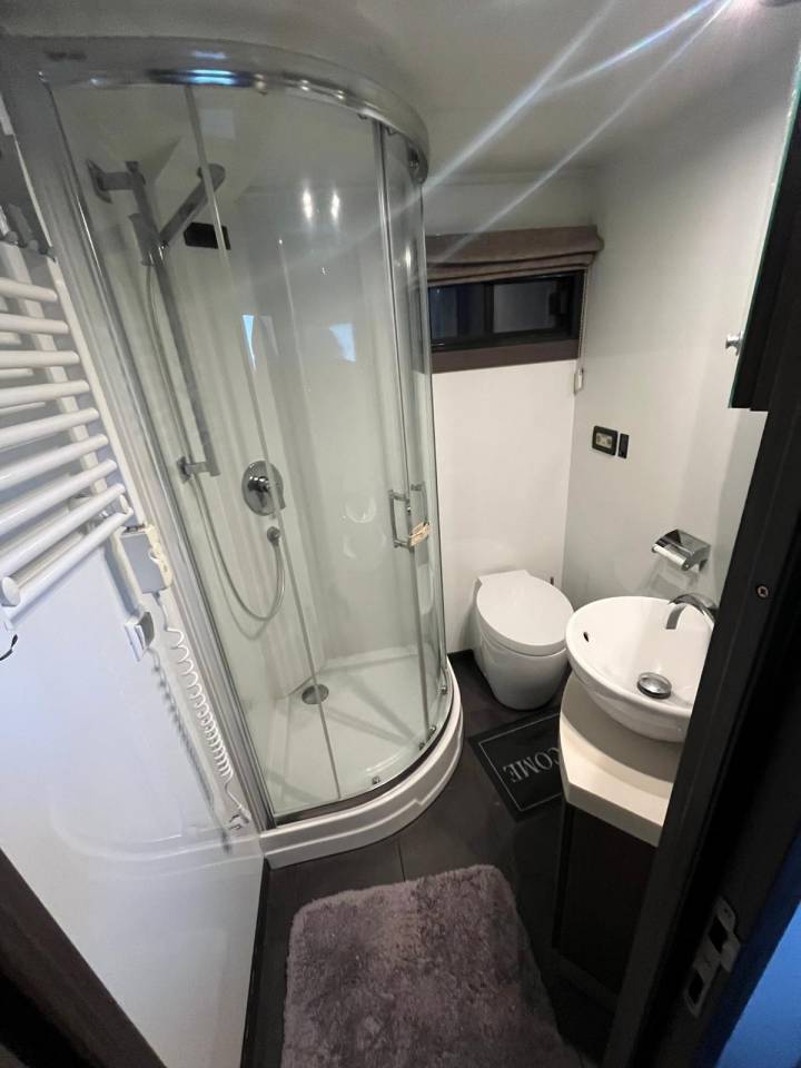 Camión para caballos Scania SCANIA 0 De segunda mano