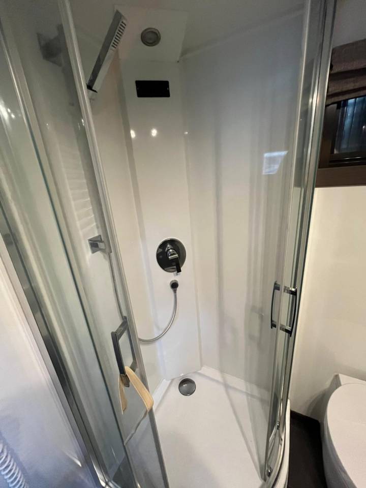 Camión para caballos Scania SCANIA 0 De segunda mano