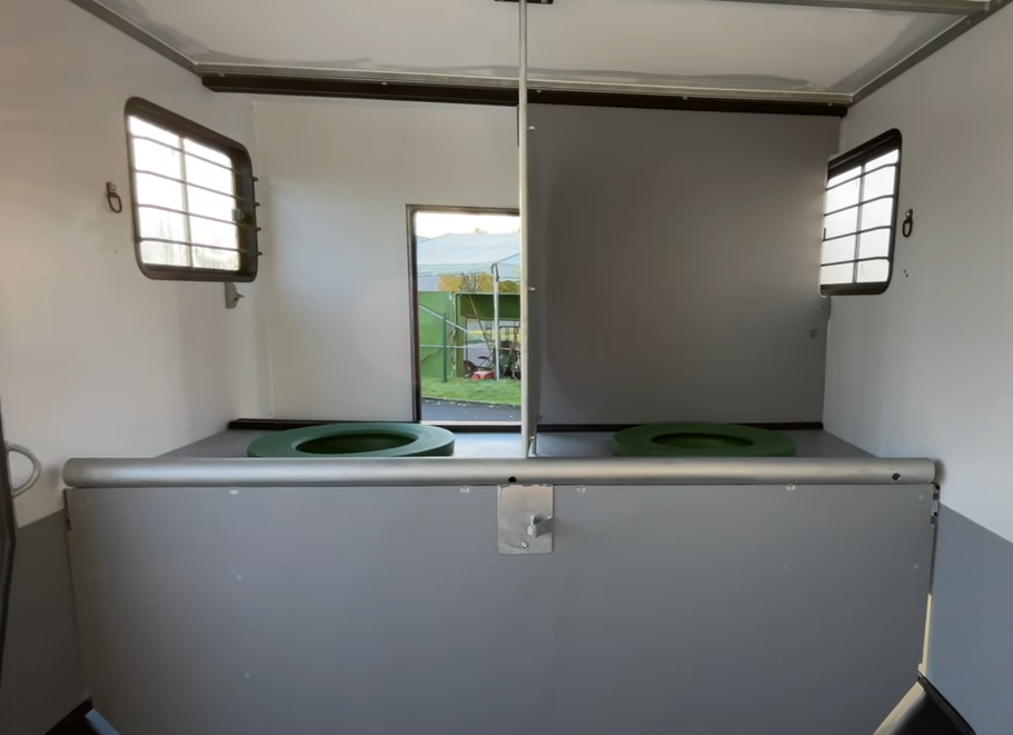 Furgoneta para caballos AP Petit Renault MASTER L2 2018 Nuevo