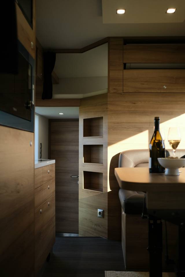 Camión para caballos Krismar Volvo 4 chevaux HC 2025 Nuevo