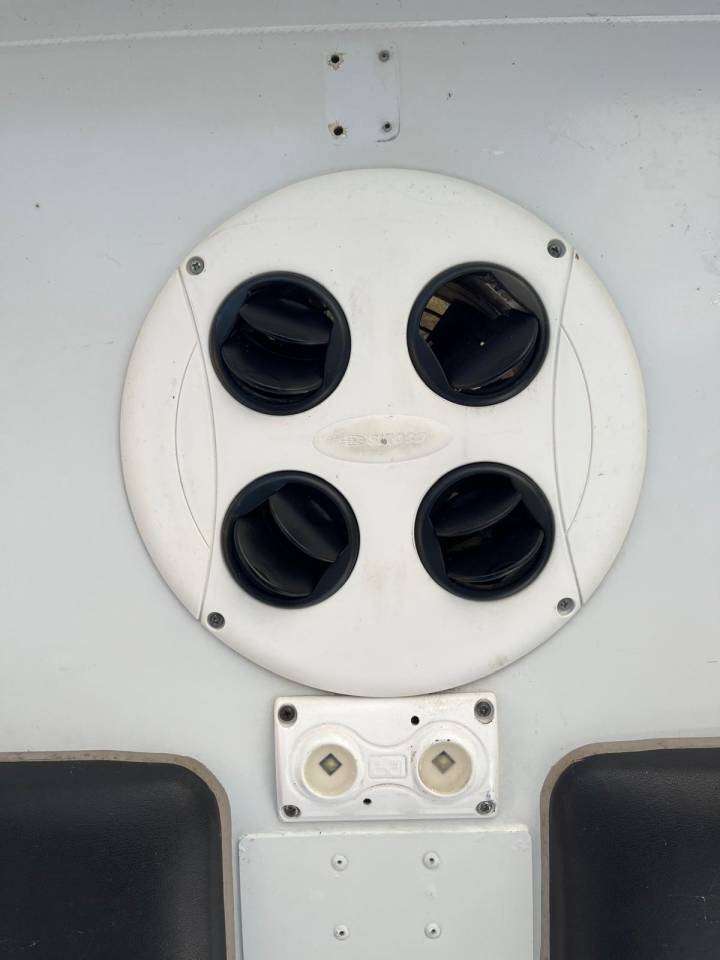 Furgoneta para caballos Theault VL BOXER THEAULT PROTEO 2014 De segunda mano