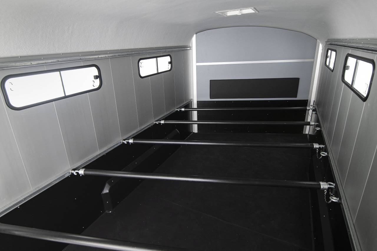 Van caballos Cheval Liberté Islandic 5 Caballos 2025 Nuevo