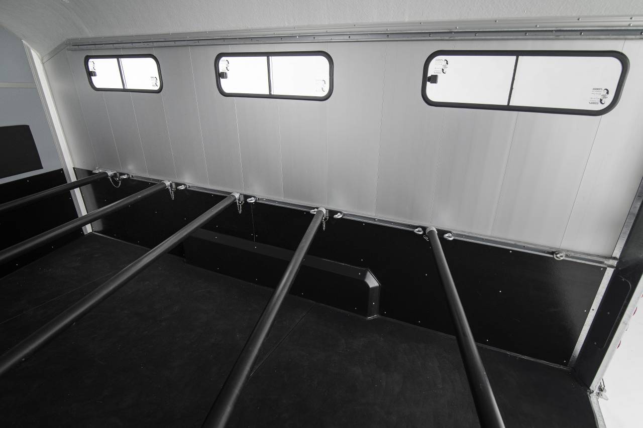 Van caballos Cheval Liberté Islandic 5 Caballos 2025 Nuevo