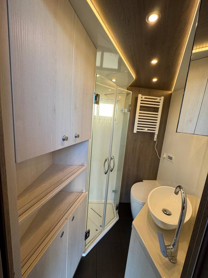 Camión para caballos Scania STX 2019 De segunda mano