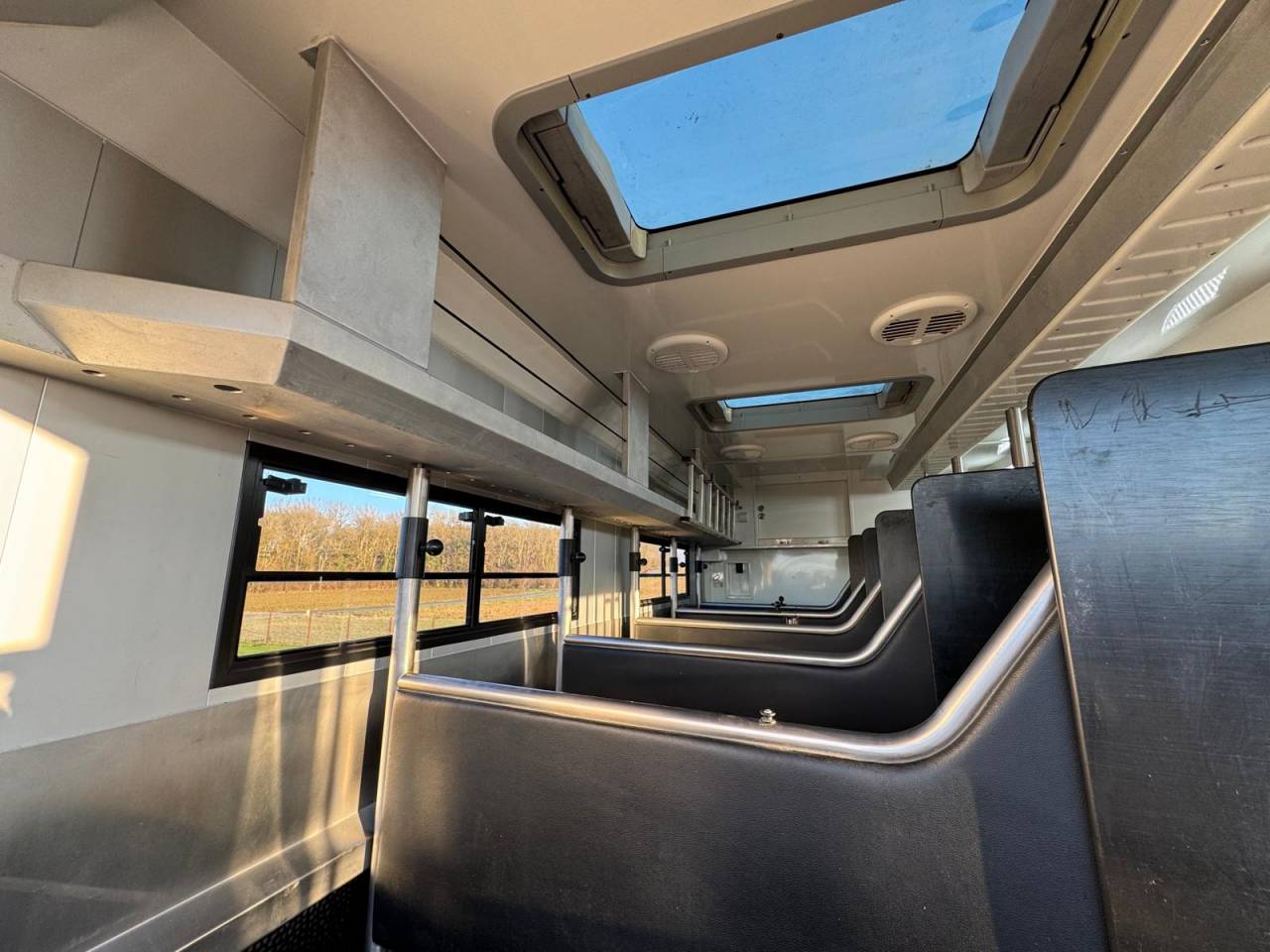 Camión para caballos Scania STX 2019 De segunda mano