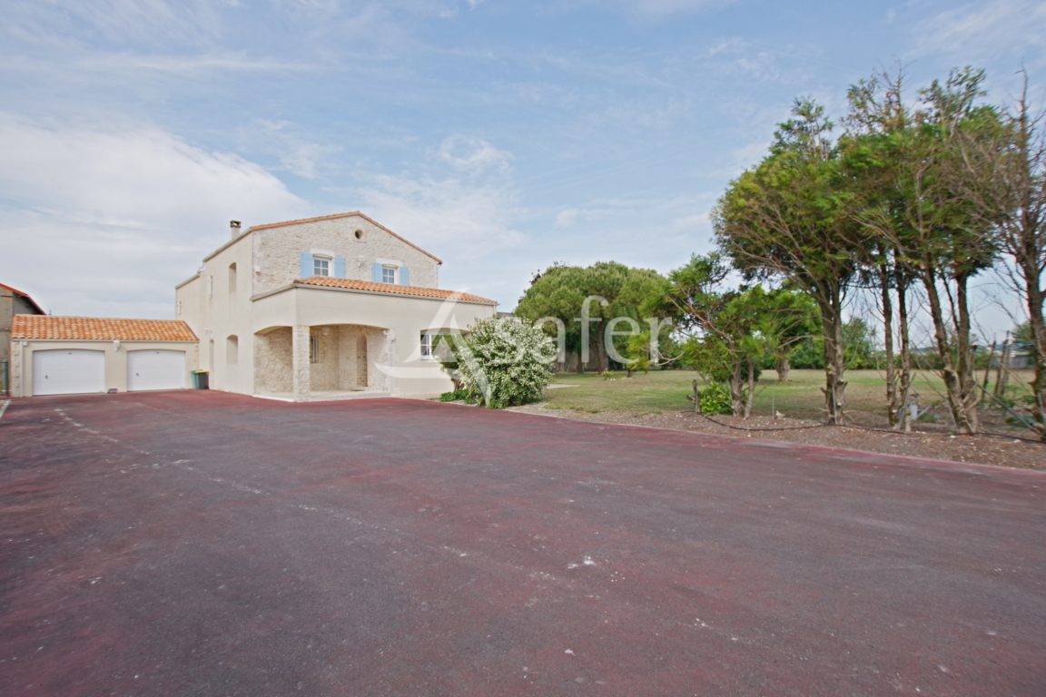 Explotación agrícola En venta Charente Marítimo