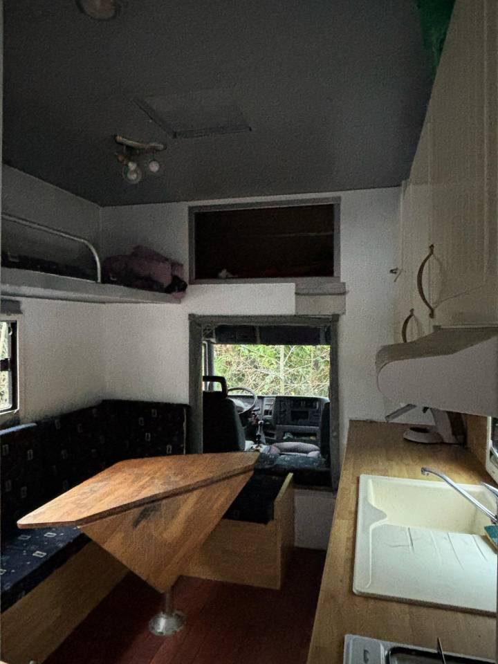 Camión para caballos Renault  2000 De segunda mano