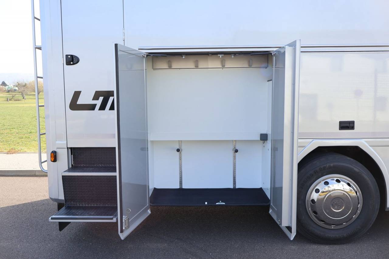 Camión para caballos - Otra marca - MAN TGS 26.430 PAILLARD 8 CHEVAUX POP OUT 2025 Nuevo