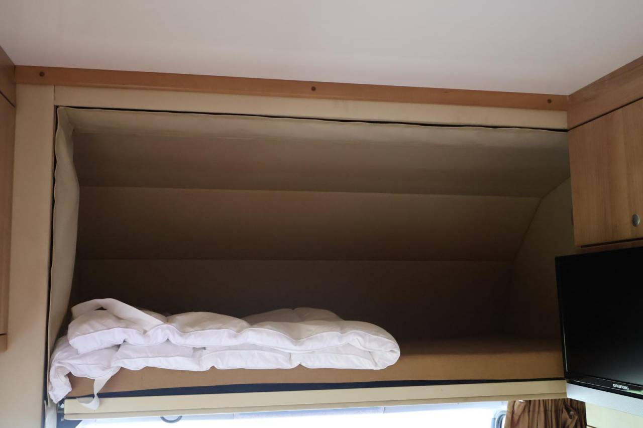 Camión para caballos - Otra marca - AK ATEGO 4 CHEVAUX 8.180 2014 De segunda mano