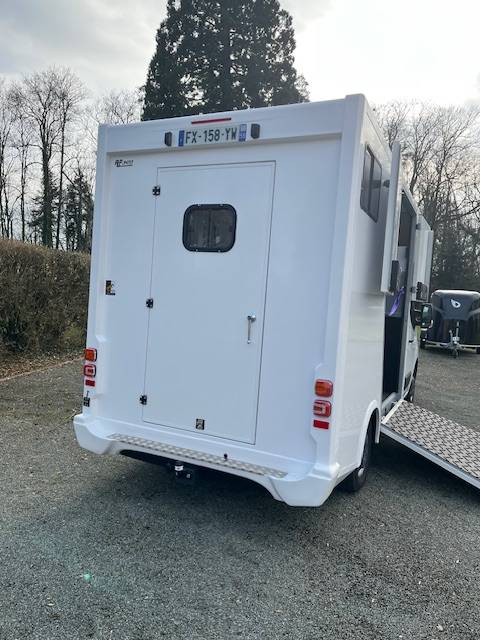 Furgoneta para caballos AP Petit Master 2021 2021 De segunda mano