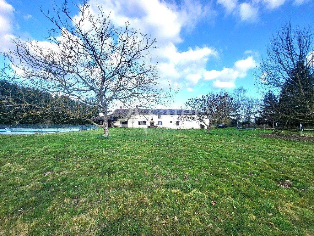 Propiedad ecuestre En venta Ain