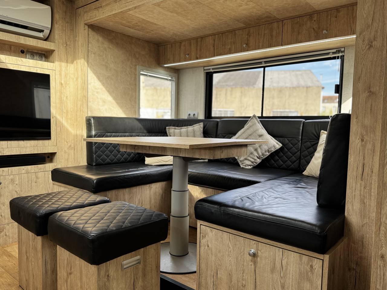 Camión para caballos Volvo FH 6  2024 De segunda mano