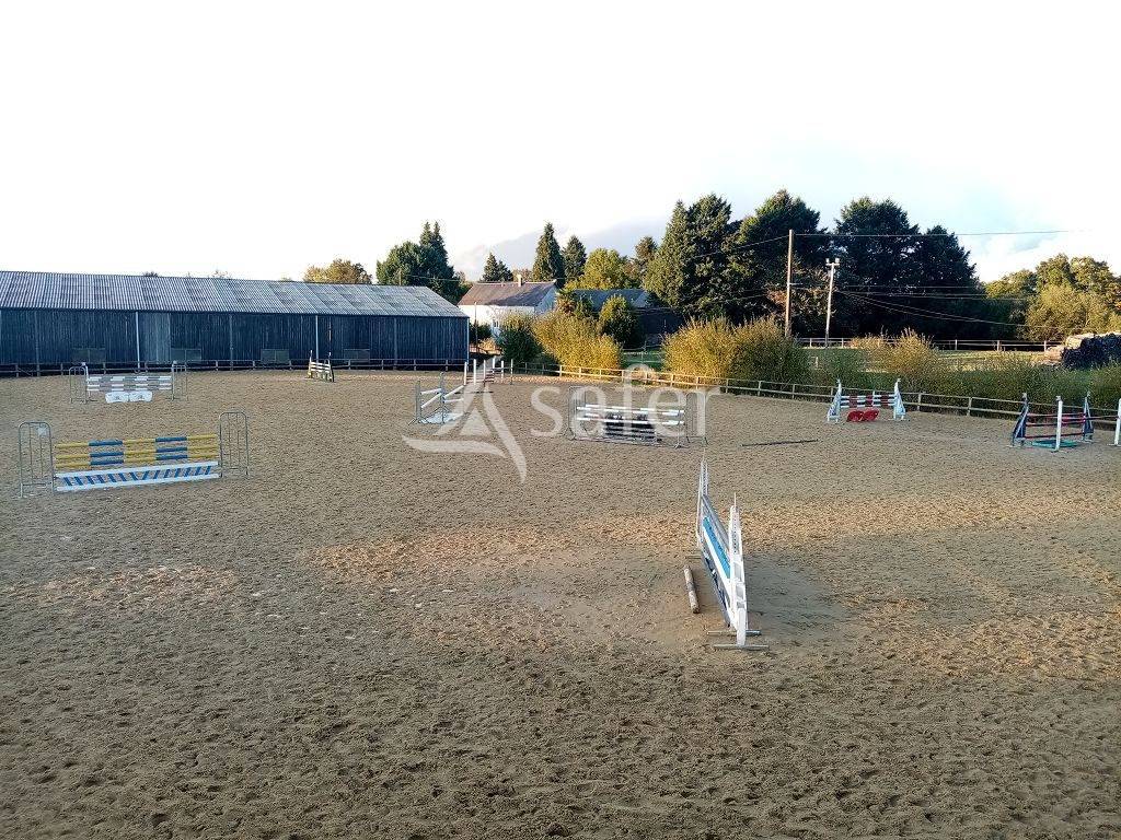 Explotación agrícola En venta Corrèze