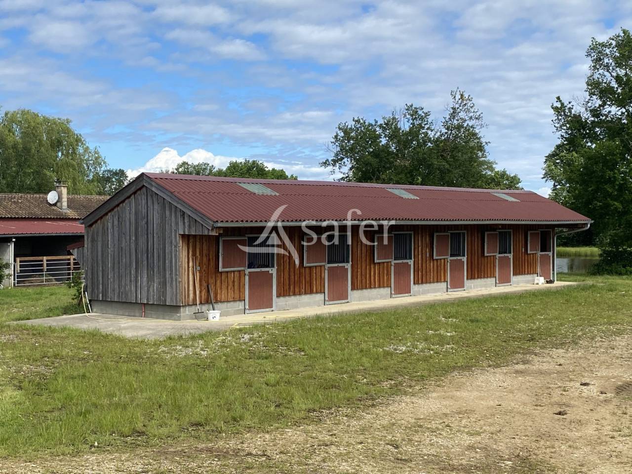 Propiedad ecuestre En venta Ain