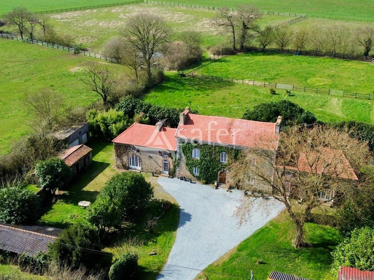 Explotación agrícola En venta Vendée