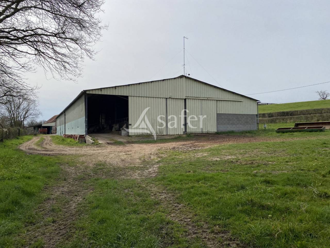 Explotación ovina En venta Allier