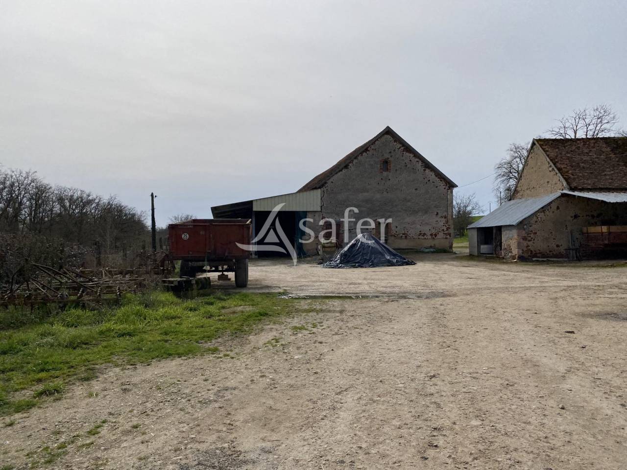 Explotación ovina En venta Allier