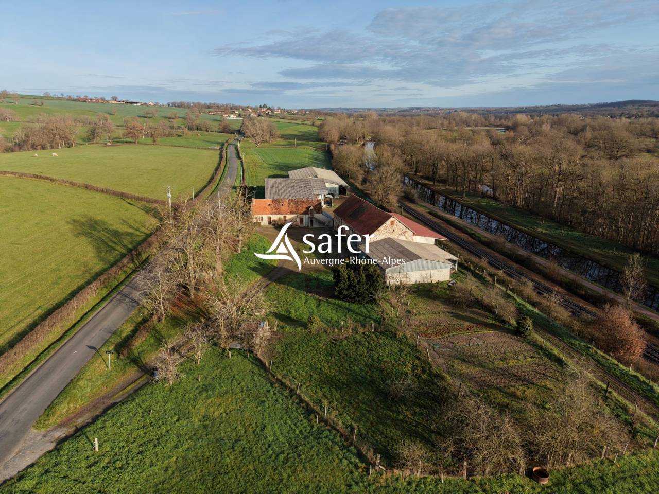 Explotaci&oacute;n ovina En venta Allier