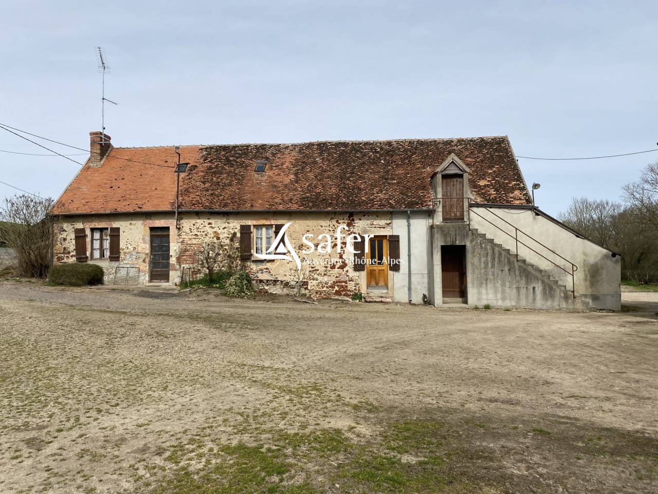 Explotaci&oacute;n ovina En venta Allier