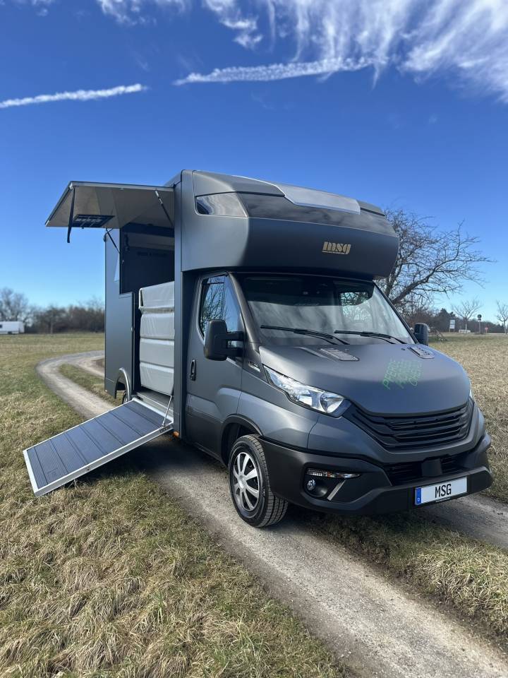 Furgoneta para caballos Iveco IVECO 0 Nuevo