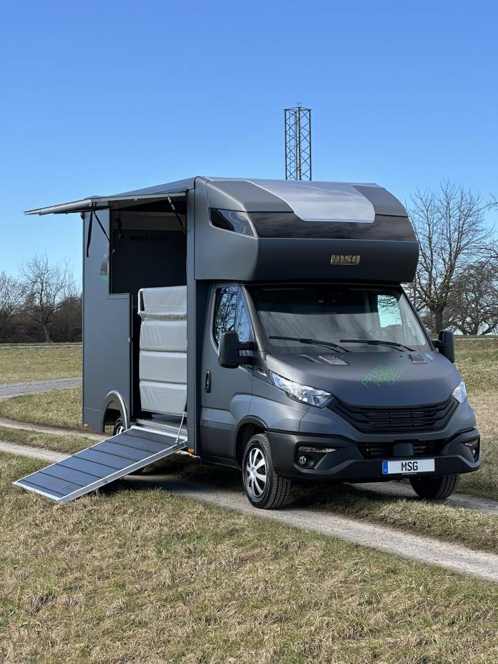 Furgoneta para caballos Iveco IVECO 0 Nuevo