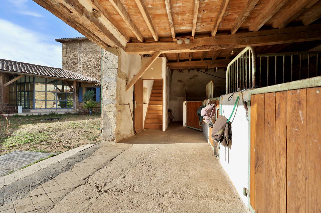 Propiedad ecuestre En venta Drôme