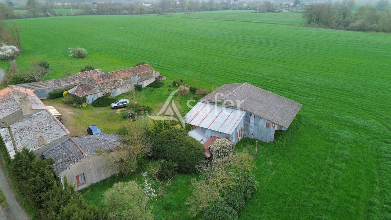 Explotación agrícola En venta Deux-Sèvres