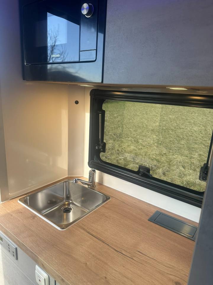 Camión para caballos Iveco IVECO 0 Nuevo