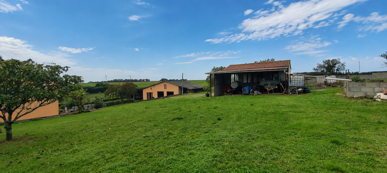 Propiedad ecuestre En venta Vend&eacute;e
