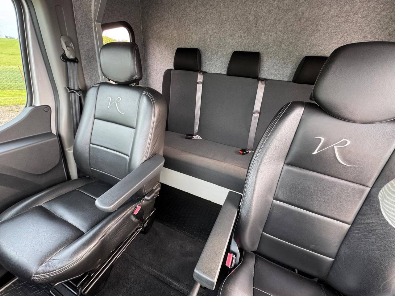 Furgoneta para caballos Renault Renault Master 2021 De segunda mano