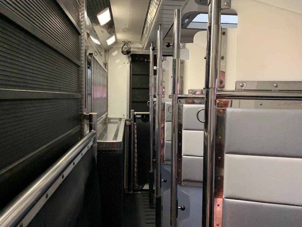 Camión para caballos Scania SCANIA 0 De segunda mano