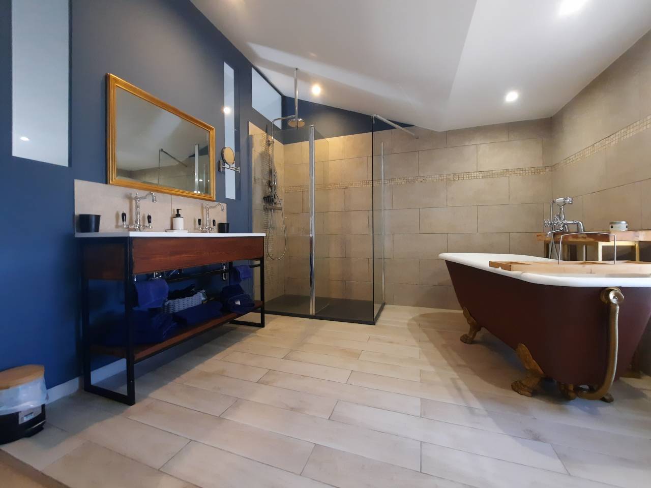 Bonita residencia ecuestre En venta Charente Marítimo