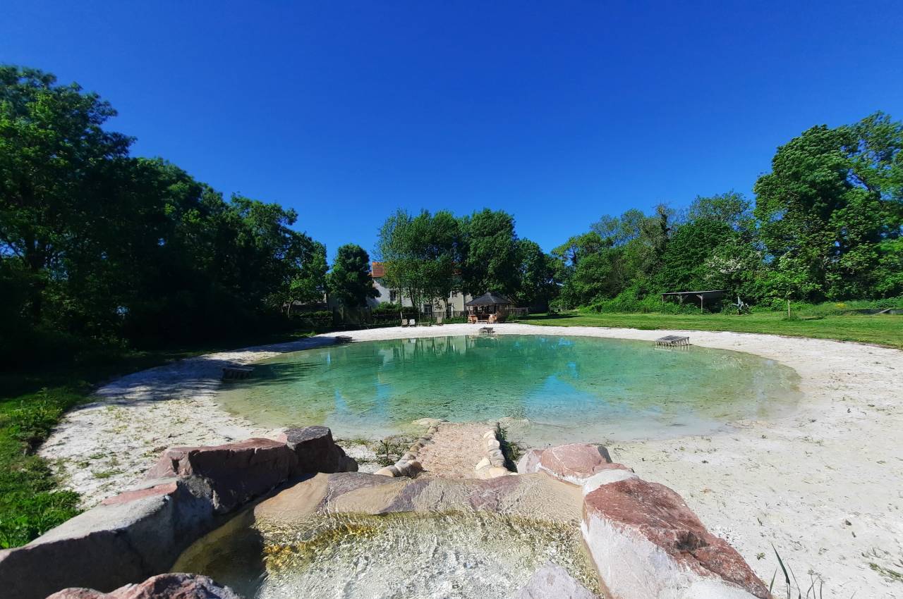 Bonita residencia ecuestre En venta Charente Marítimo