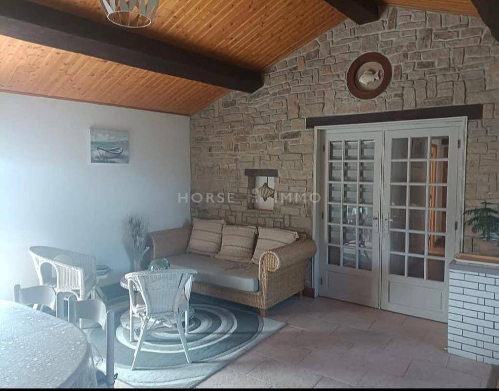 Propiedad ecuestre En venta Vend&eacute;e