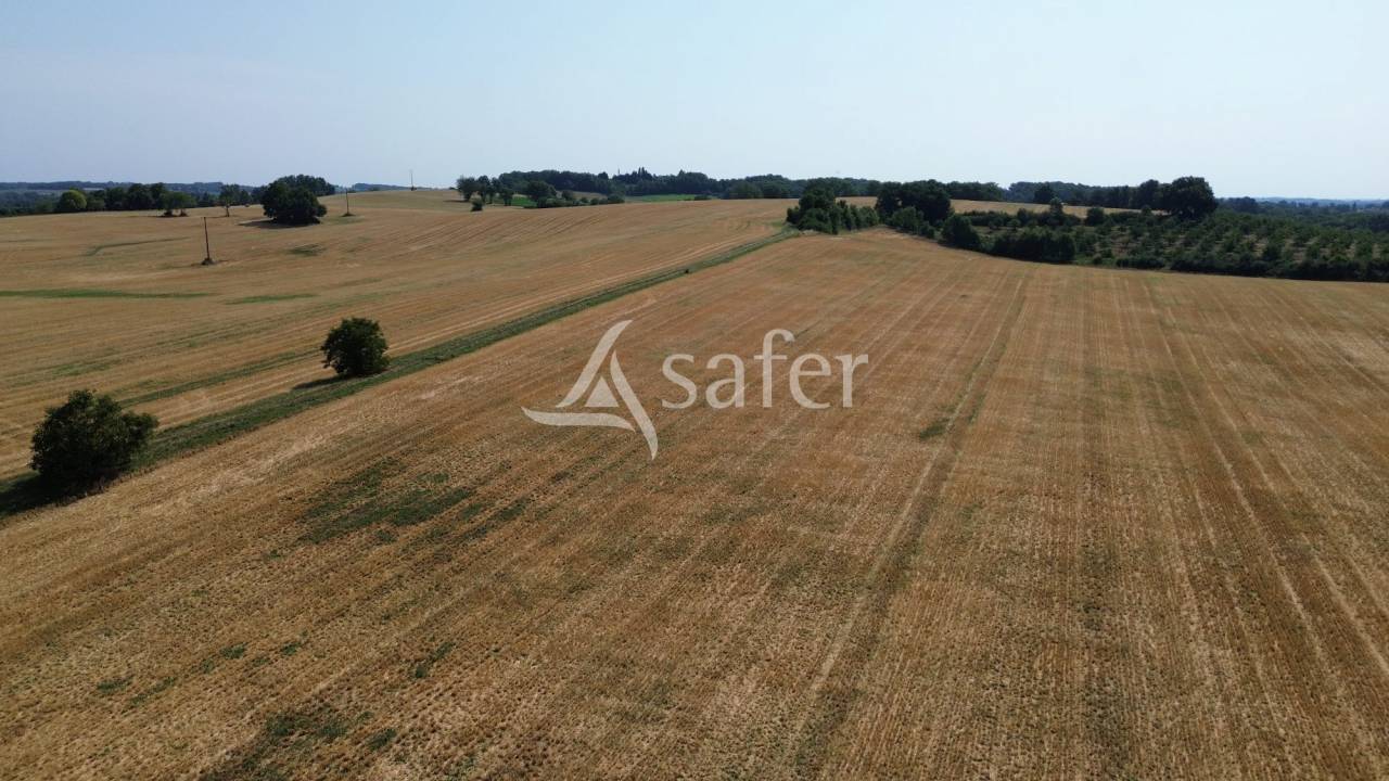 Propiedad ecuestre En venta Lot y Garona