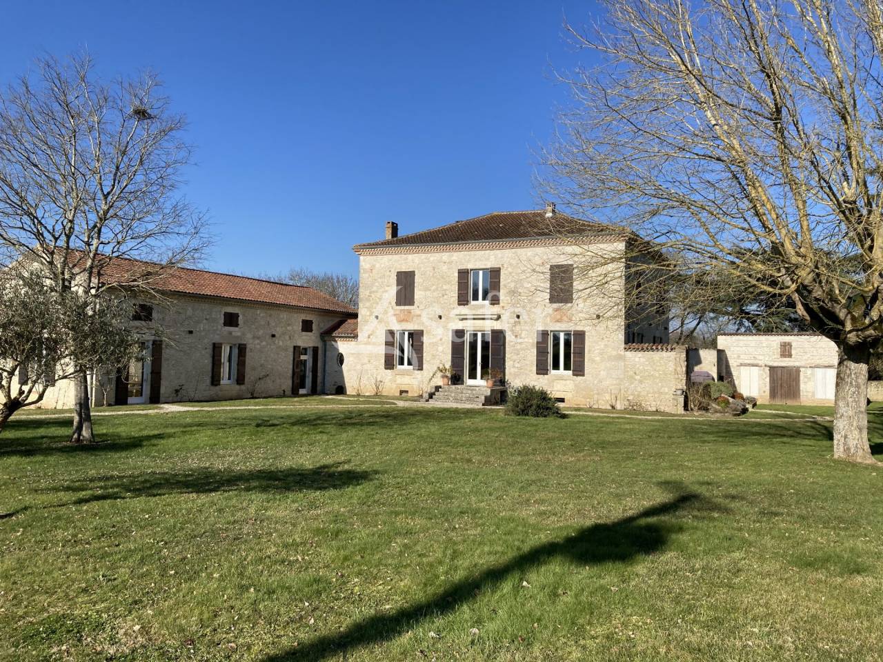 Propiedad ecuestre En venta Lot y Garona