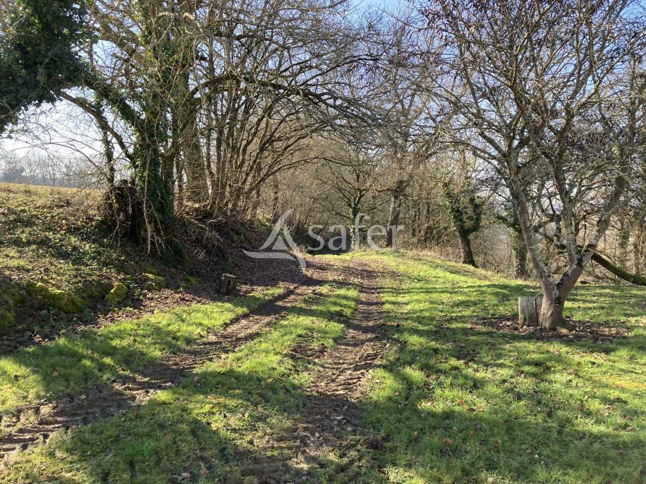 Propiedad ecuestre En venta Lot y Garona