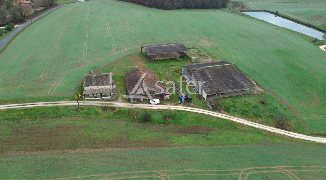 Explotaci&oacute;n agr&iacute;cola En venta Lot y Garona