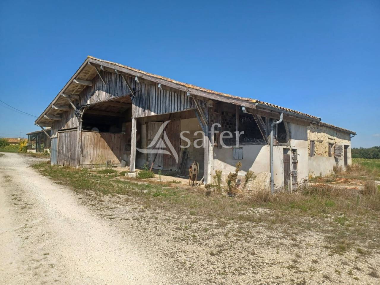 Explotaci&oacute;n agr&iacute;cola En venta Lot y Garona