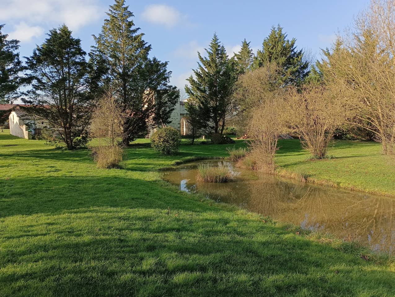 Bonita residencia ecuestre En venta Charente Marítimo