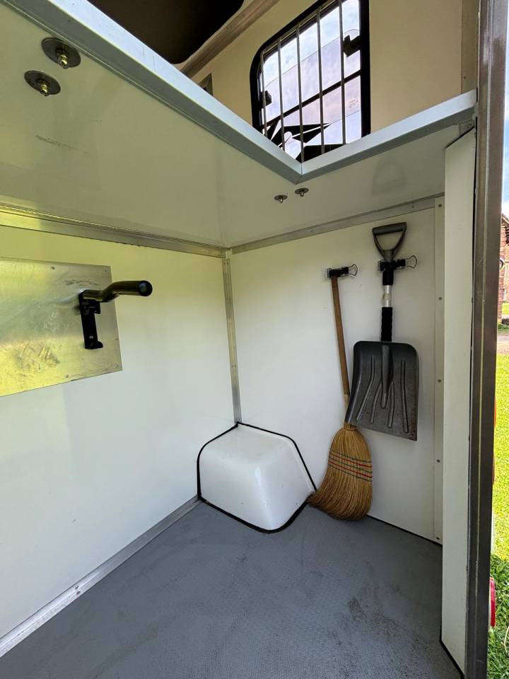 Furgoneta para caballos Cavalcar OPEL 2018 De segunda mano