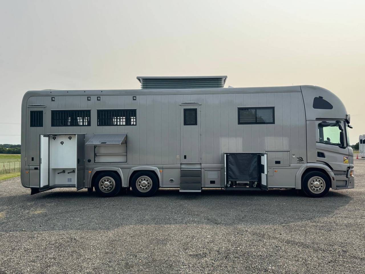 Camión para caballos STX SCANIA 2020 De segunda mano