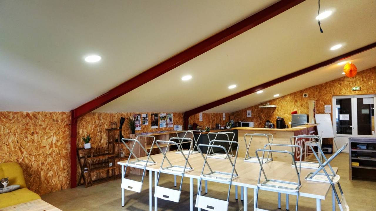 Albergue ecuestre En venta Ni&egrave;vre