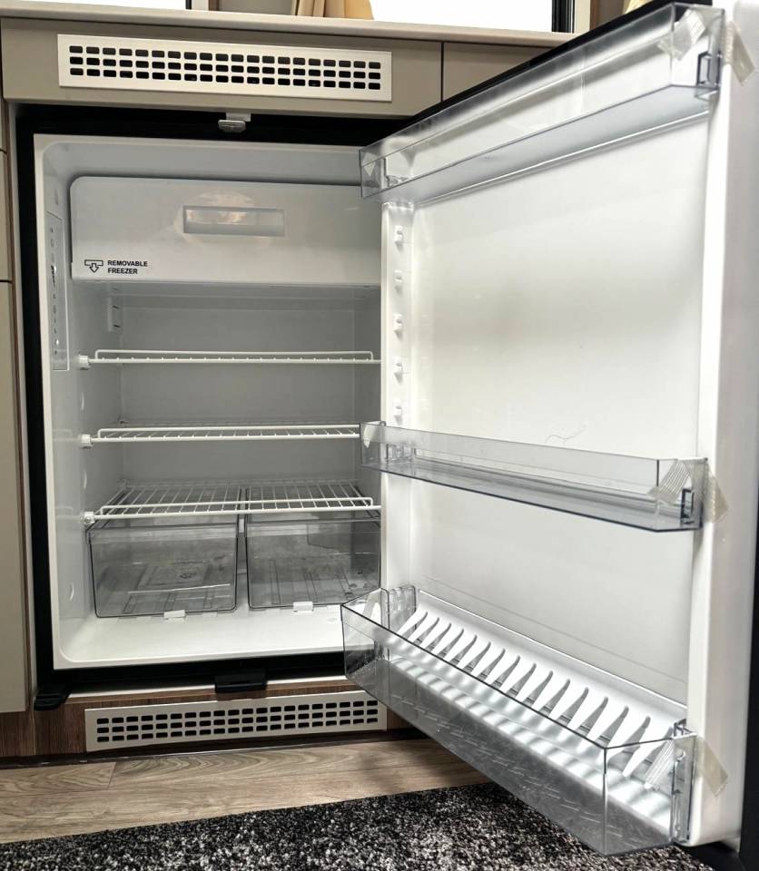 Camión para caballos Man MAN 0 Nuevo